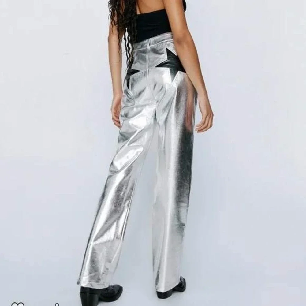 Nasty Gal Silver Metallic‎ Faux Leather Star Bum Patch Western Concert Pants 6